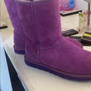 purple uggs